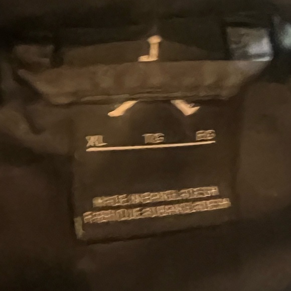 Air Jordan Winter Coat 2011 - Picture 2 of 3